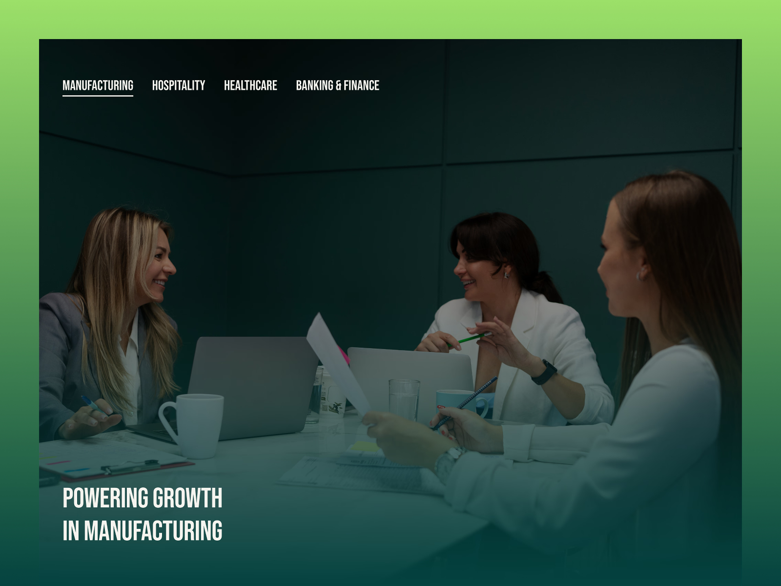 Finaroa — Free Finance Framer Template preview